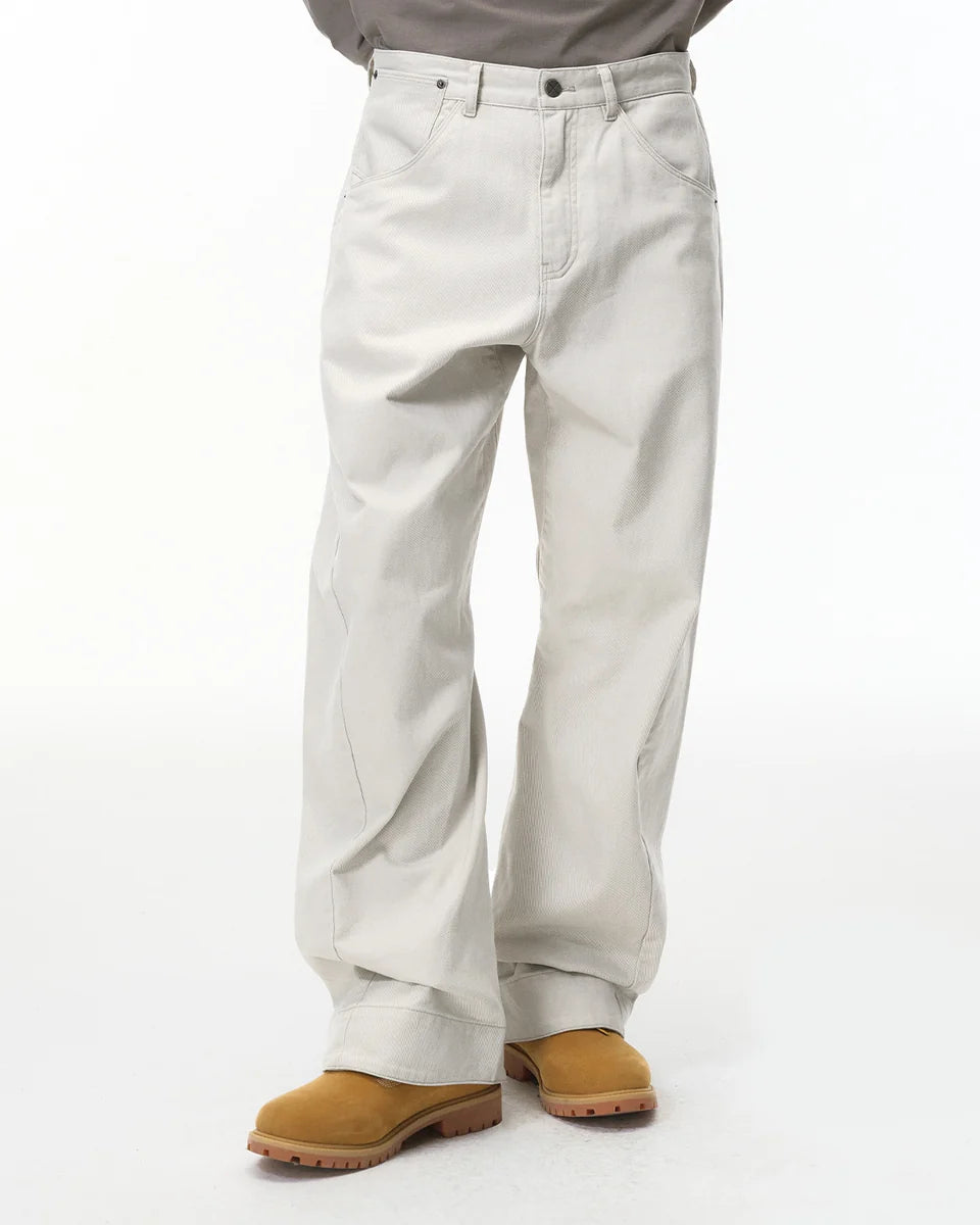 CLASSIC WHITE BAGGY JEANS