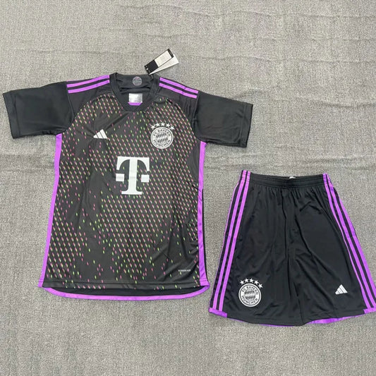 BAYERN SET - BLACK PIXELS