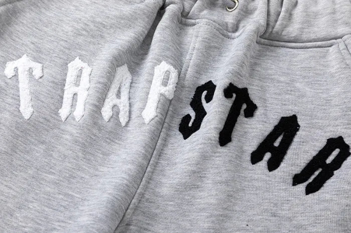 COMPLETO TRAPSTAR - WAVED LOGO GREY