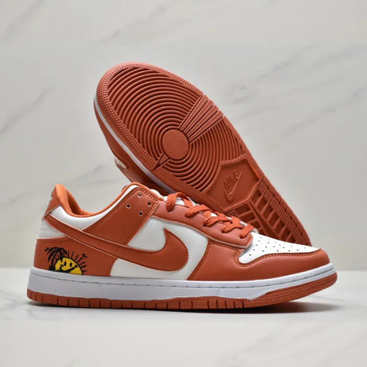 DUNK LOW - RETRO SUN CLUB