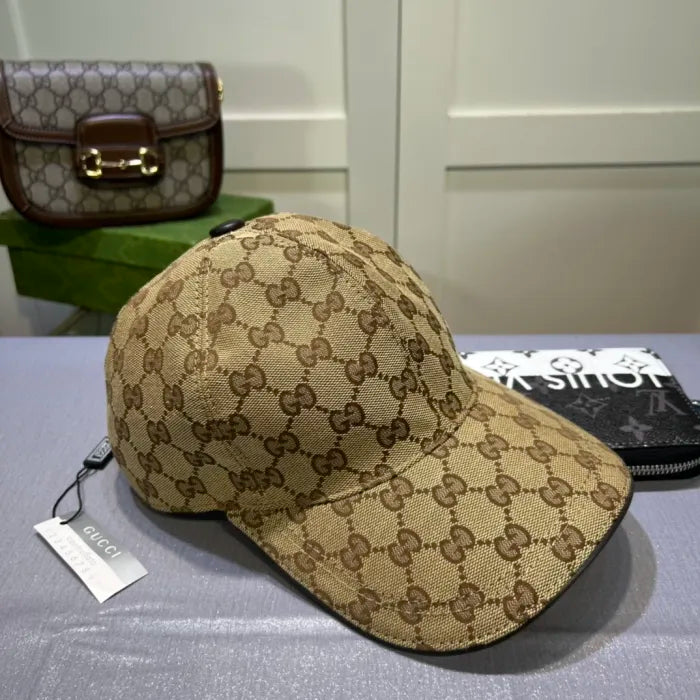 GUCCI - CLASSIC MONOGRAM