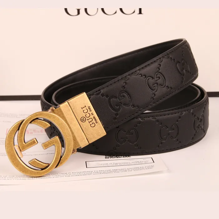 GUCCI - INTERLOCKING GOLD MATT + BLACK WALLET