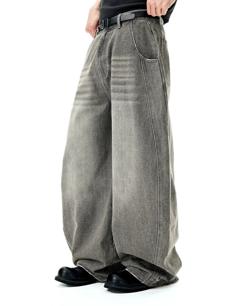 LIGHT GRAY BAGGY JEANS