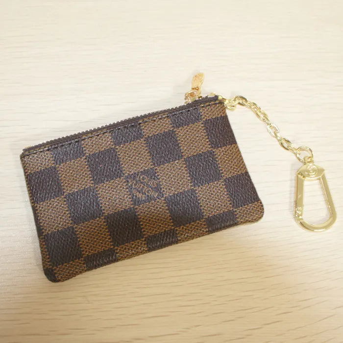 LOUIS VUITTON - POCHETTE CHECKERED CLASSIC