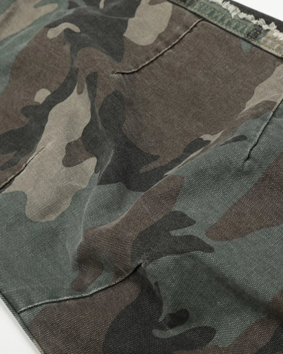 MILITARY CAMO BAGGY JEANS