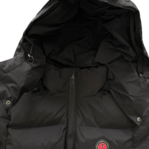 PUFFER DETACHABLE HOOD – BLACK RED