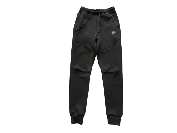 TECH FLEECE – TOTAL BLACK