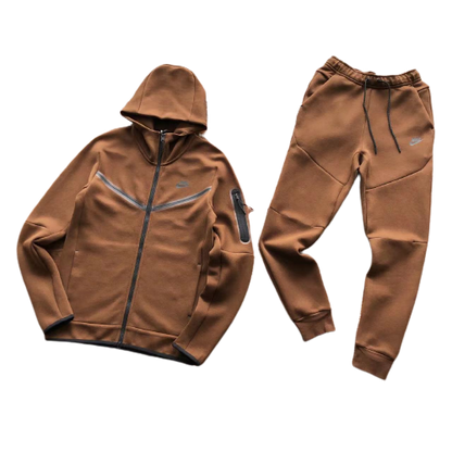 TECH FLEECE – TOTAL BROWN