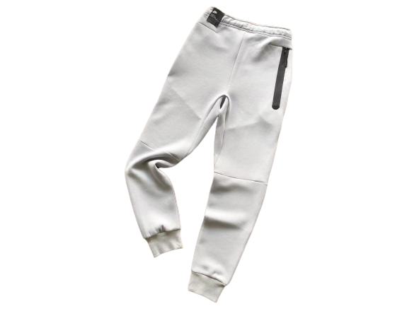 TECH FLEECE – TOTAL WHITE