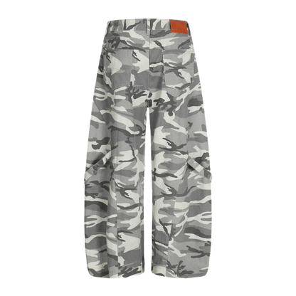 WHITE CAMO BAGGY JEANS