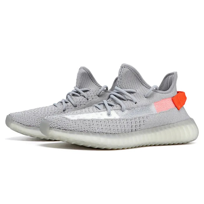 YEEZY BOOST 350 – TAIL LIGHT