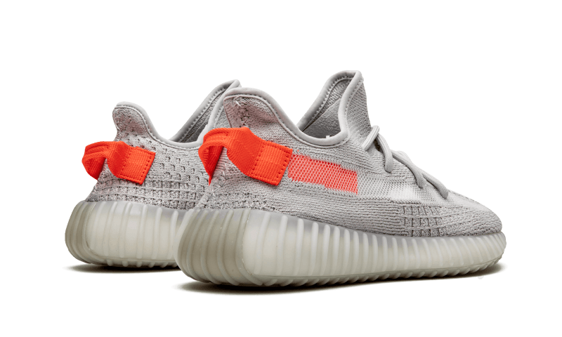 YEEZY BOOST 350 – TAIL LIGHT