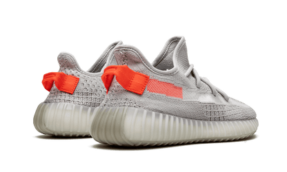 YEEZY BOOST 350 – TAIL LIGHT